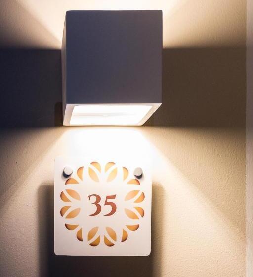 اتاق لوکس, Hh Hermoso Housing Alessandria