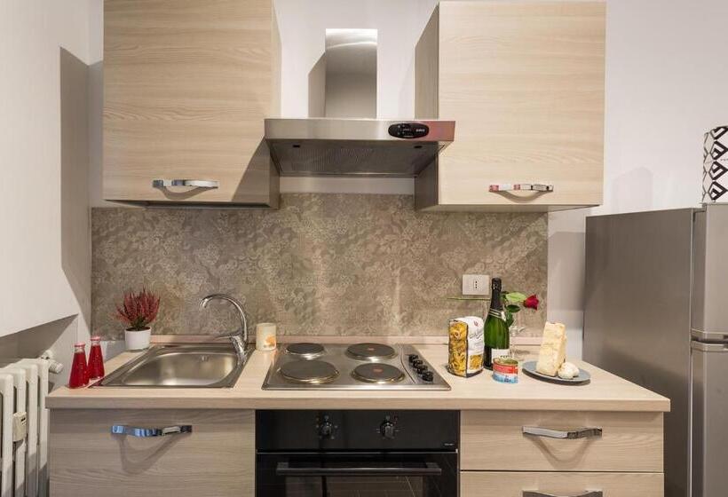 Quarto Familiar Superior, Hh Hermoso Housing Alessandria