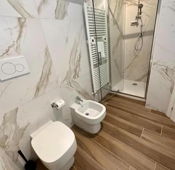 استودیوی استاندارد, Hh Hermoso Housing Alessandria