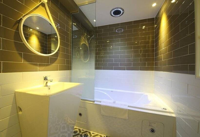 חדר דלוקס, Brooks Hotel Tongyeong