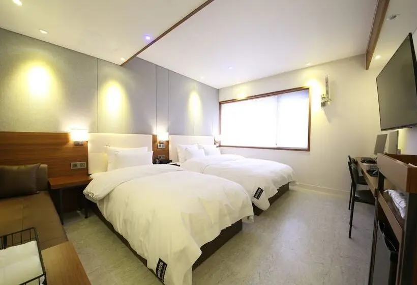 اتاق لوکس, Brooks Hotel Tongyeong