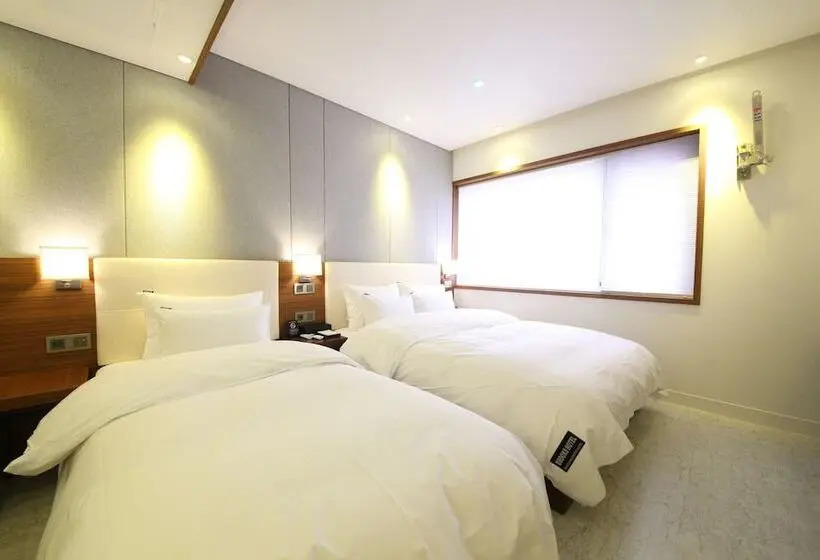 اتاق لوکس, Brooks Hotel Tongyeong
