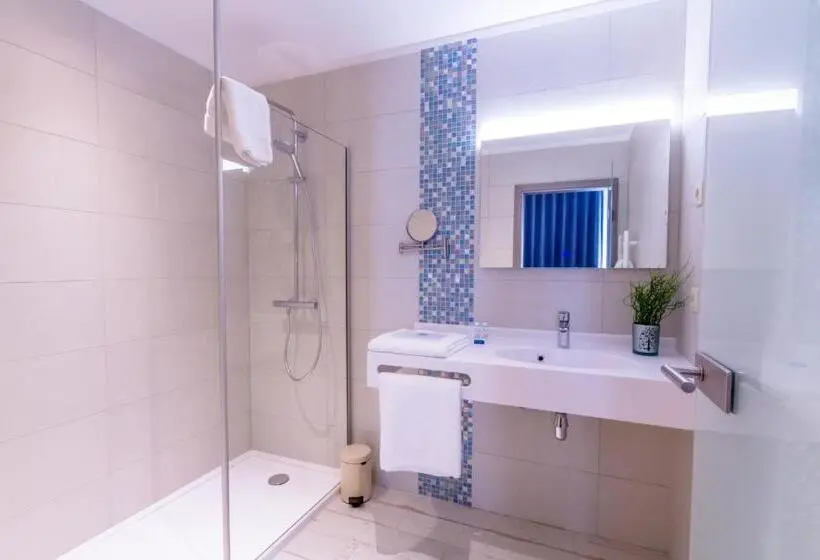 Standard-huone, Manava