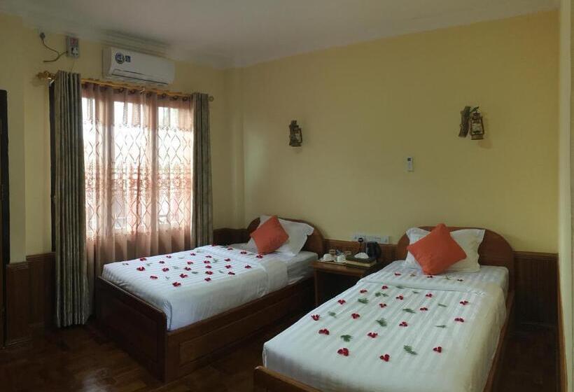 اتاق سوپریور, Mother S Home