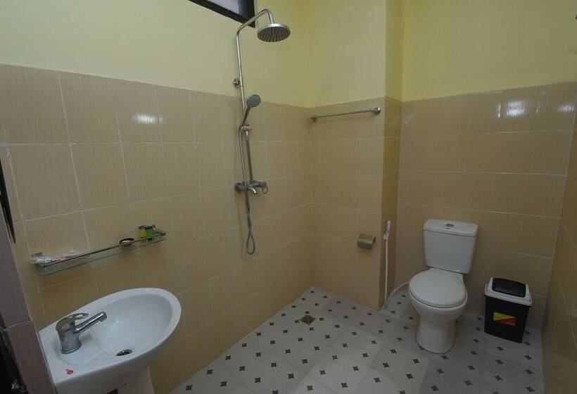 اتاق سوپریور, Mother S Home