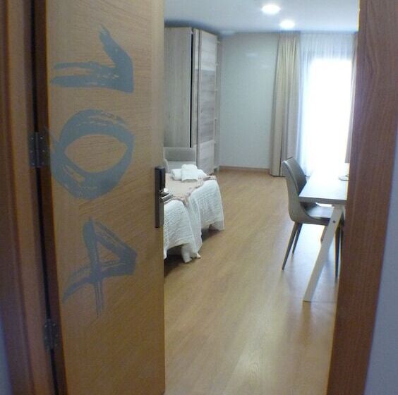 带露台的高档房间, Roquiño