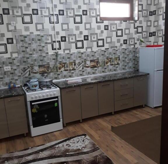 سوییت خانوادگی, Temur