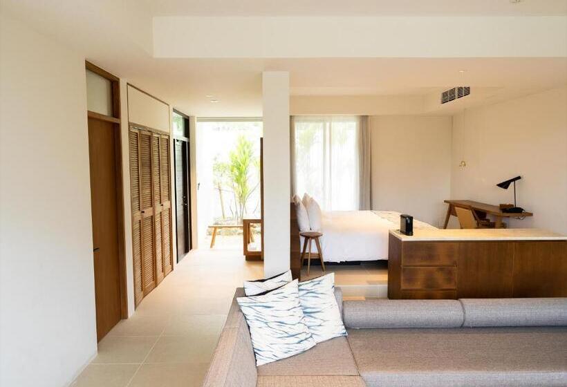 غرفة سوبيريور, The Rescape