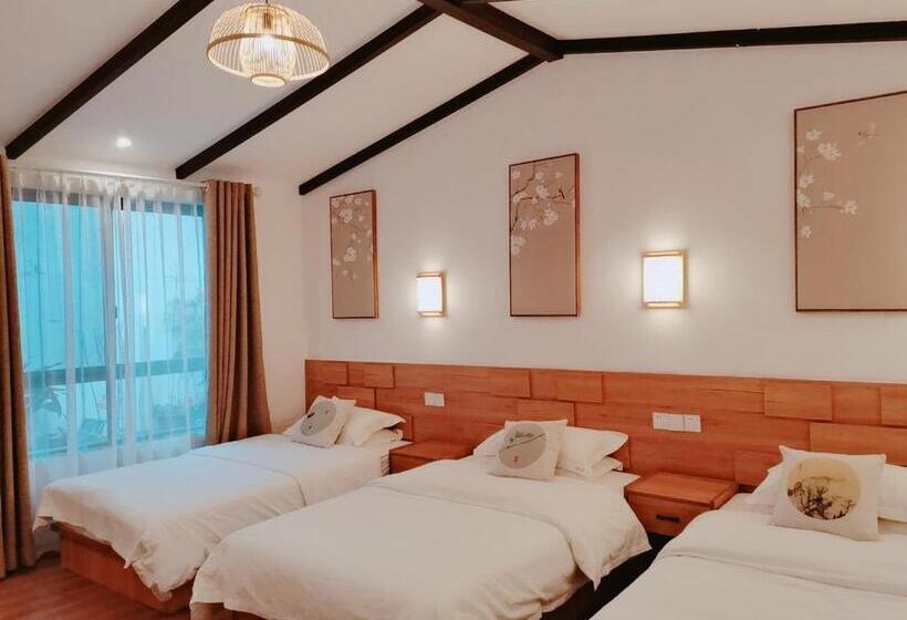 اتاق استاندارد سه نفره, Zhangjiajie Tingyutang Little Yard