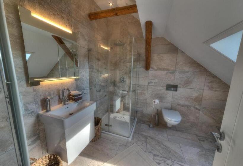 バルコニー付スイート, Pension & Gaststätte Alter König