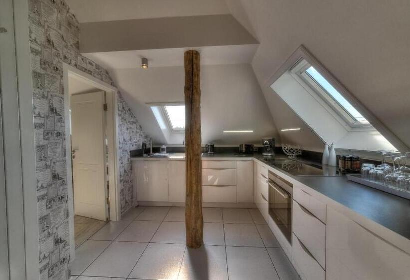 סוויטה עם מרפסת, Pension & Gaststätte Alter König