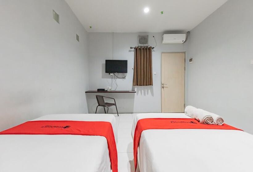 Номер Стандарт, Reddoorz @ Pelajar Pejuang 3
