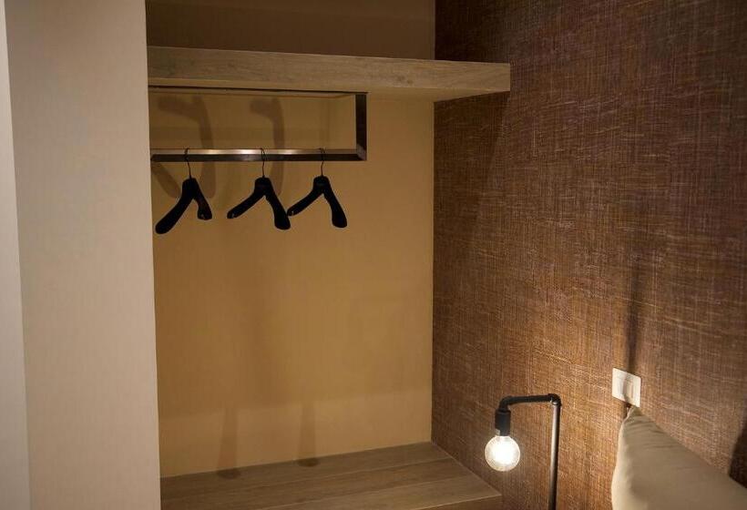 اتاق استاندارد با بالکن, Mixage Living