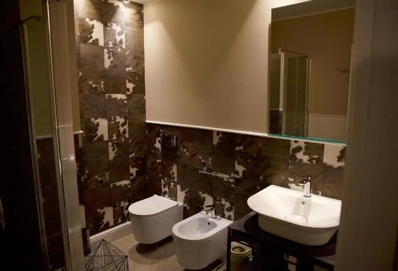 اتاق لوکس با بالکن, Mixage Living