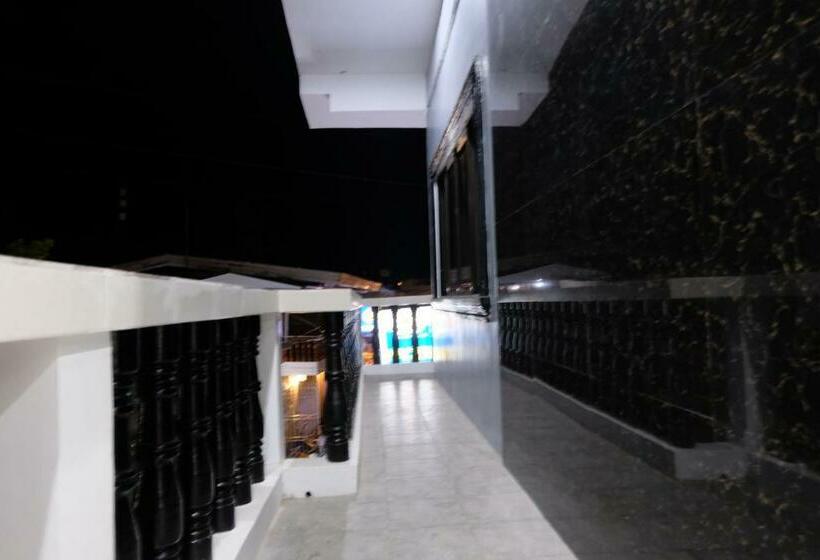 Perhehuone, Bangles Homestay