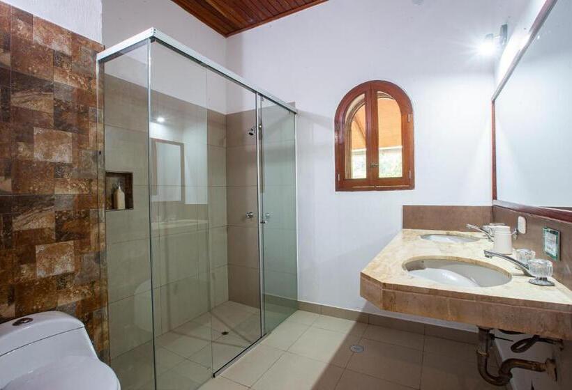 Люкс Кровать Кинг, Nature Lodge Apu Samay