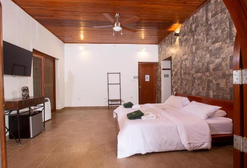 Люкс Кровать Кинг, Nature Lodge Apu Samay