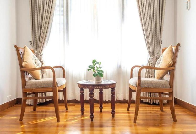 Номер Deluxe с Балконом, The Ayur Villa