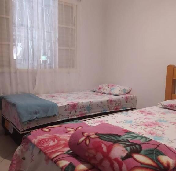 اتاق خانوادگی با سرویس بهداشتی مشترک, Conexão Hostel