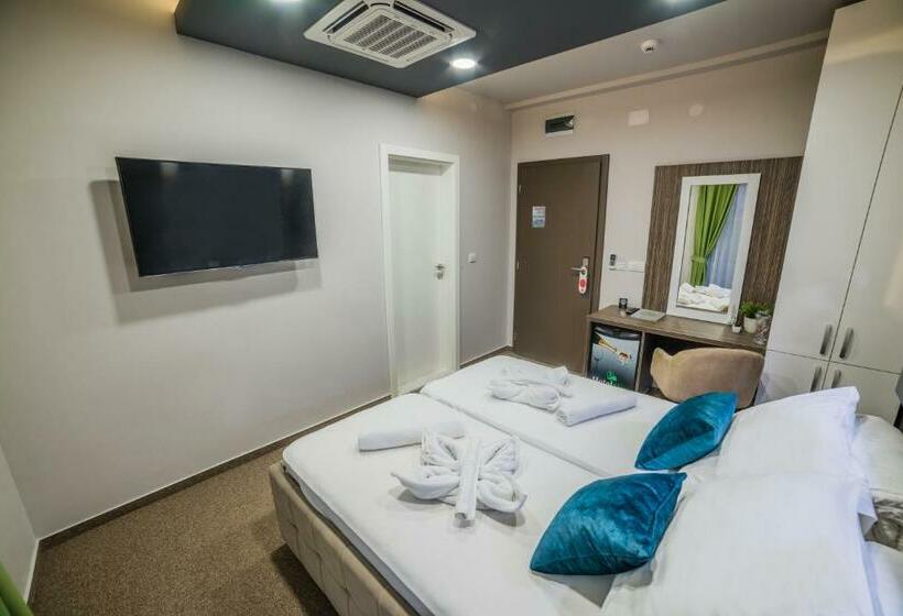 غرفة سوبيريور فردية, River