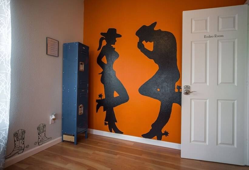 سرير فى غرفة مشتركه, Wanderstay Houston Hostel