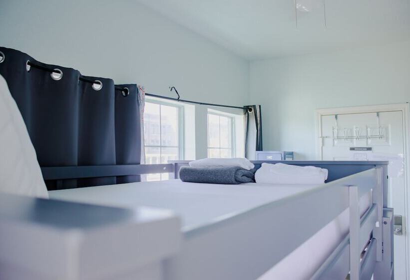 سرير فى غرفة مشتركه, Wanderstay Houston Hostel