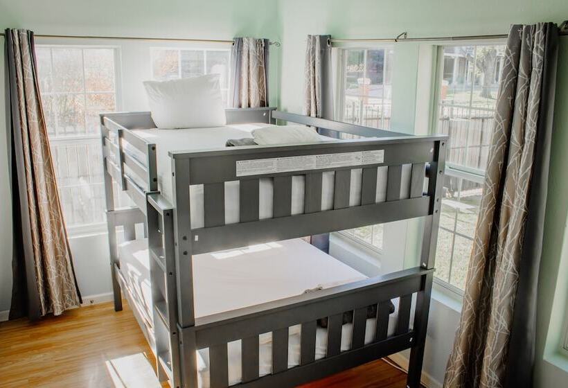 غرفة قياسية, Wanderstay Houston Hostel