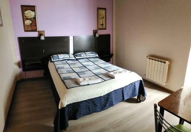 اتاق استاندارد, Hostal Rio Ona