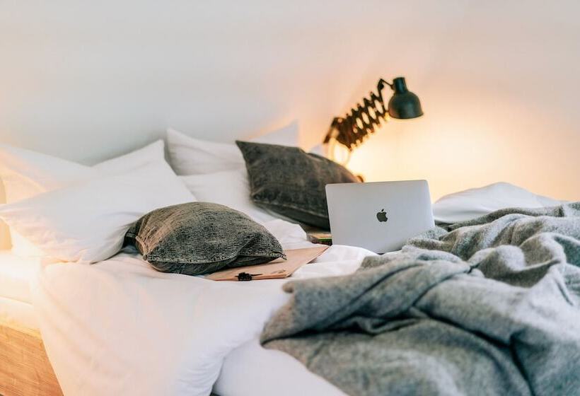 Номер Deluxe, The Hearts Hotel Boutique Und Event Resort