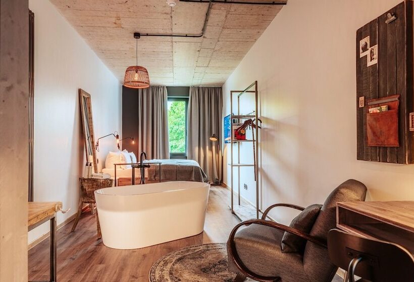 اتاق لوکس, The Hearts Hotel Boutique Und Event Resort