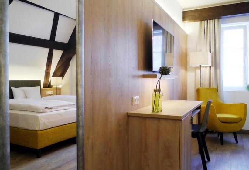 חדר סטנדרט, Das Brunners