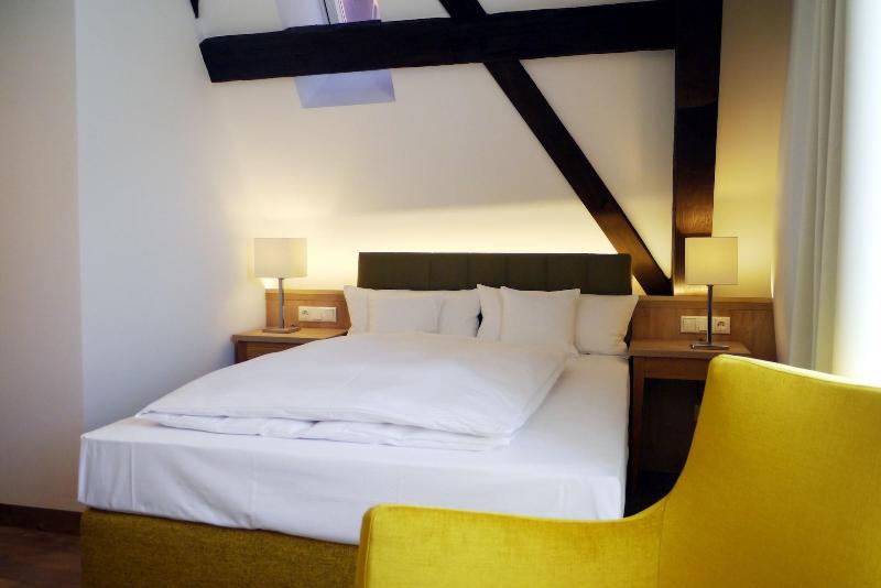 חדר סטנדרט יחיד, Das Brunners