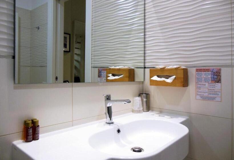 اتاق اجرایی سه نفره, L Ospite   Lifestyle Residence, Design Rooms