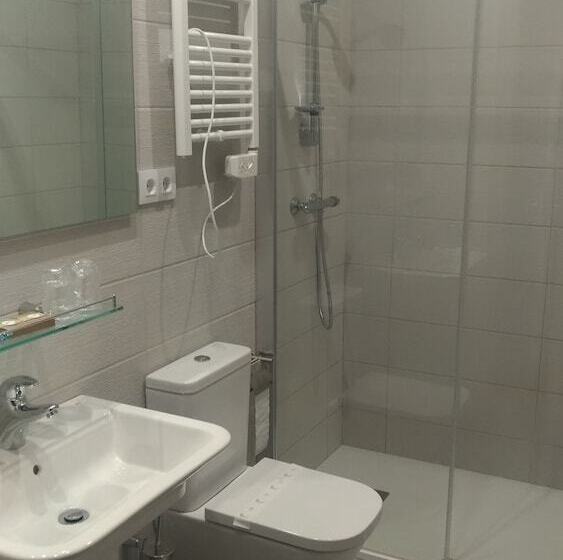 스탠다드 룸, A Torre Do Lago