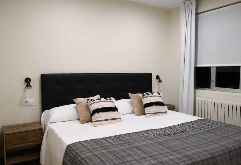 스탠다드 룸, A Torre Do Lago