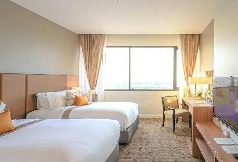キングサイズベッドのスーペリアルーム, Grand Fortune Hotel Nakhon Si Thammarat