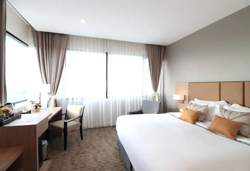 キングサイズベッドのスーペリアルーム, Grand Fortune Hotel Nakhon Si Thammarat