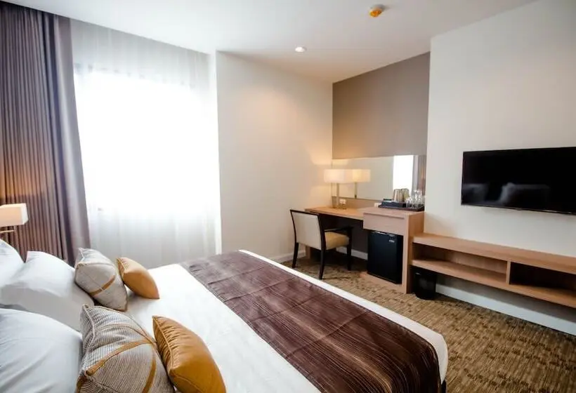 キングサイズベッドのスーペリアルーム, Grand Fortune Hotel Nakhon Si Thammarat