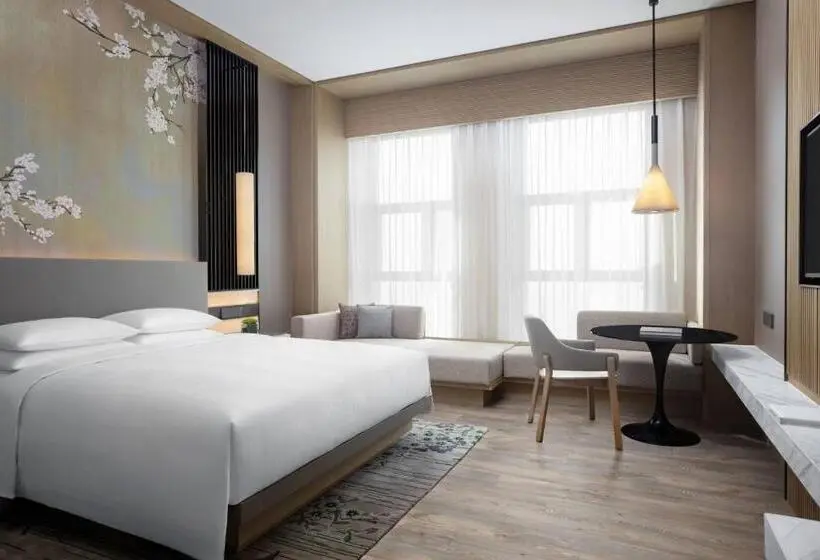 キングサイズベッドのデラックスルーム, Courtyard By Marriott Jiangsu Taizhou