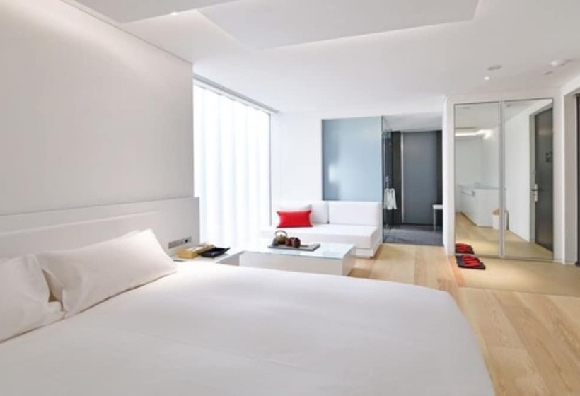 اتاق استاندارد, Mogana