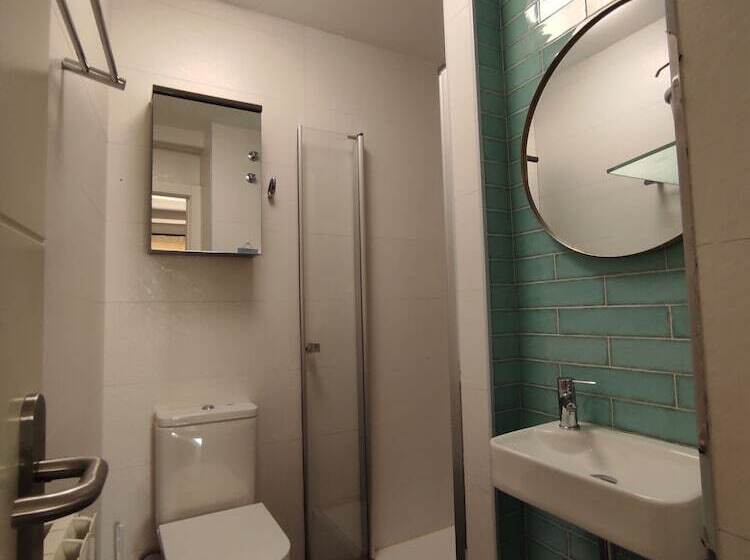 غرفة قياسية, Los Patios De Santander