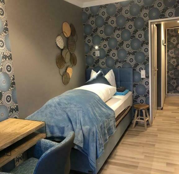 带阳台的标准单人间, Pension Ottenheide