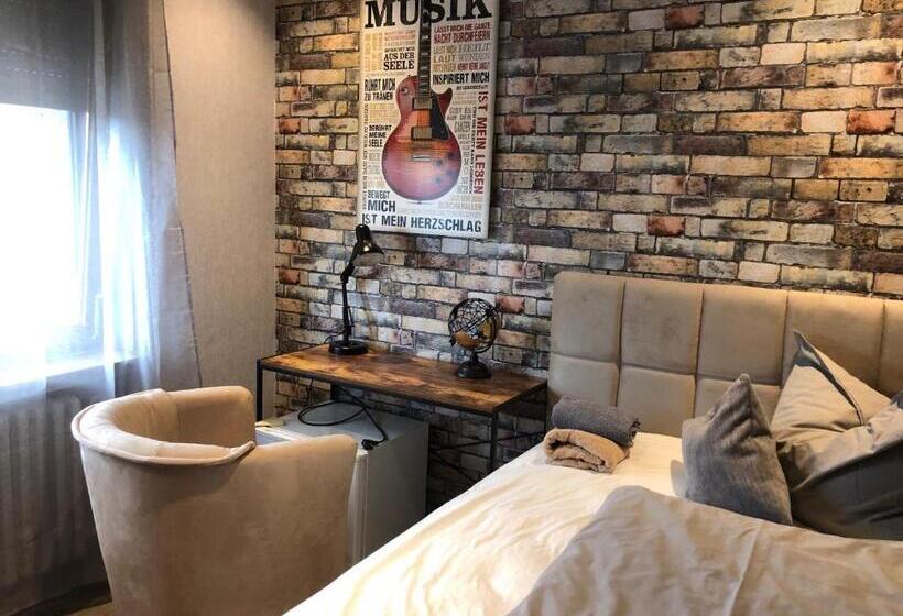 标准单人间, Pension Ottenheide