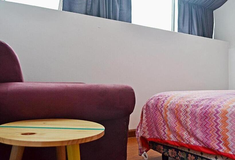 غرفة قياسية ثلاثية حمام مشترك, Alternative Hostels