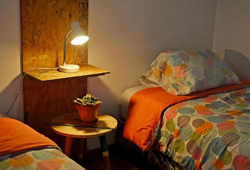 غرفة قياسية حمام مشترك, Alternative Hostels