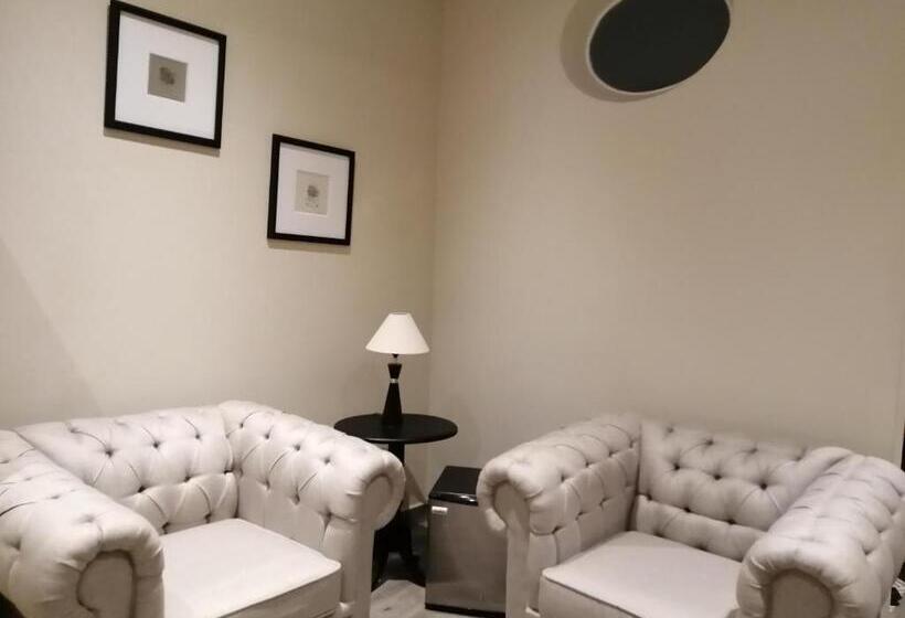 带大床的豪华间, Bouquet   Adults Only