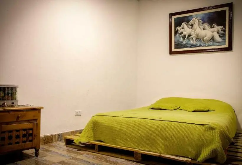 اتاق استاندارد, Bababuy Hostel