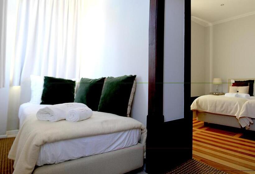 سوییت خانوادگی, Oryza Guest House& Suites