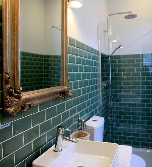 سوییت خانوادگی, Oryza Guest House& Suites