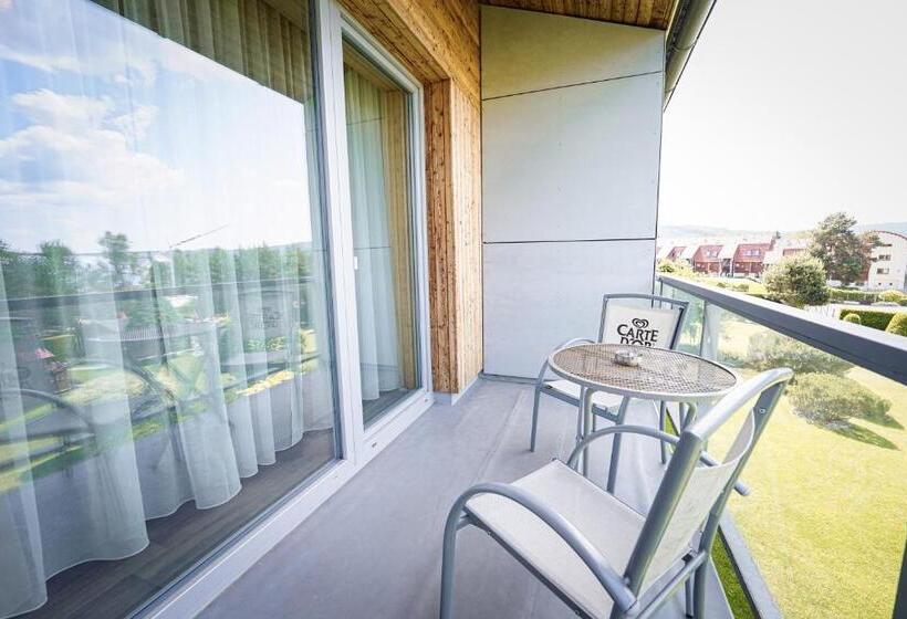 غرفة كومفورت ثلاثية, Slunečná Louka